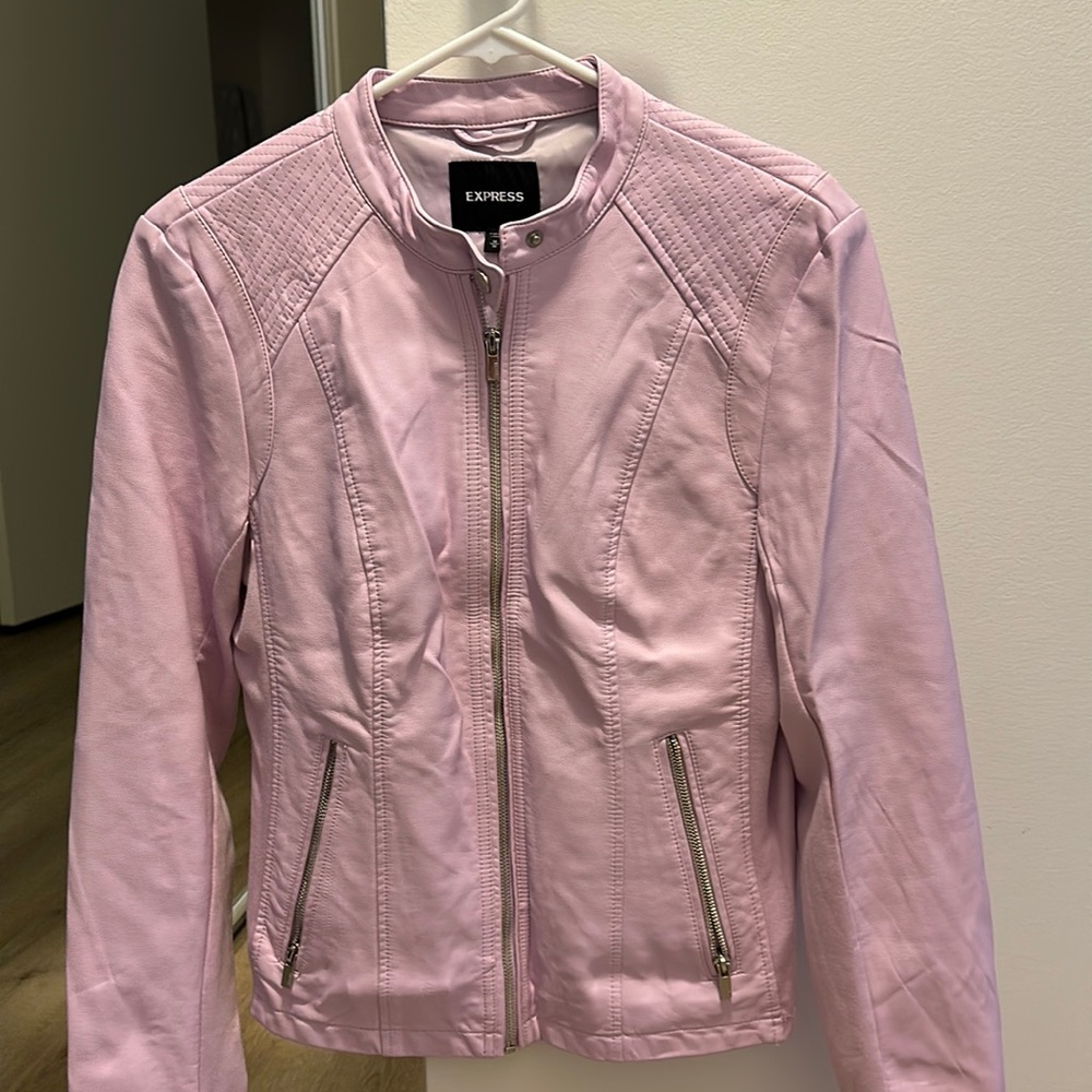 ☘️ ST. PADDY'S DAY SALE ☘️ Express bubble gum pink faux leather jacket - size M